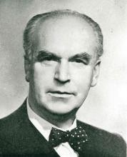 edward glover resigns from the british PA society